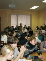 Время игры. Интеллектуальная игра «Что? Где? Когда?» в рамках проекта «Диалог национальностей» в Челябинской областной юношеской библиотеке, 16.11.2010 г.