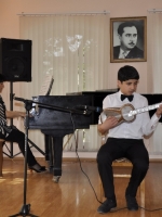 В гостях у музыкальной школы г. Баку. Визит южноуральской делегации одаренных детей проходит в рамках соглашения между Министерством культуры Челябинской области и Министерством культуры и туризма Азербайджана, а также Меморандума о сотрудничестве. 7-12.05.2011 г.