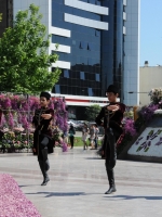 Зажигательная лезгинка для челябинских гостей. Победители фестиваля – конкурса детского и юношеского творчества «Россия — Азербайджан: на крыльях дружбы», посвященного 90-летию общенационального лидера Азербайджана Гейдара Алиева в г. Баку. 15.05.2013