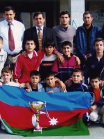 Сборная кадетов и юниоров Азербайджана по каратэ с представителями АКЦ «Озан». Международный юношеский турнир по каратэ, 26-28.09.2004