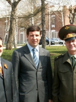 Председатель ЧООО АКЦ «Озан» Р. Р. Кулиев, мэр г. Челябинска М.В. Юревич, начальник ЧВВАУ А.Н. Напримеров