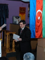 С благодарностью от Губернатора Чел. обл. П. И. Сумина пре-ль ком-та по делам наци-ей, рел. и общ. орг. Чел.обл.А.М. Хамзина. Презентация книги "Шёлковый путь дружбы. Диалог культур:Челябинск - Баку".03.12.2004 г.